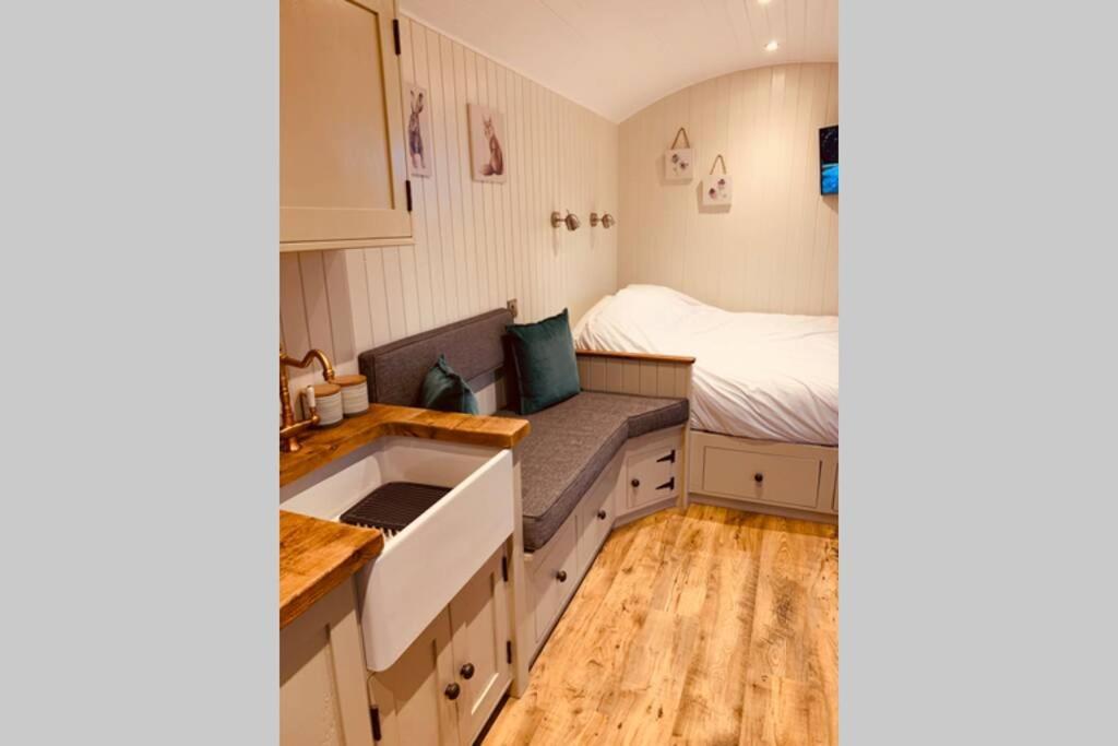 Lle Mary - Beautiful Views, Hot Tub, Secluded, Dog Welcome, Barmouth Llanddwywe Extérieur photo