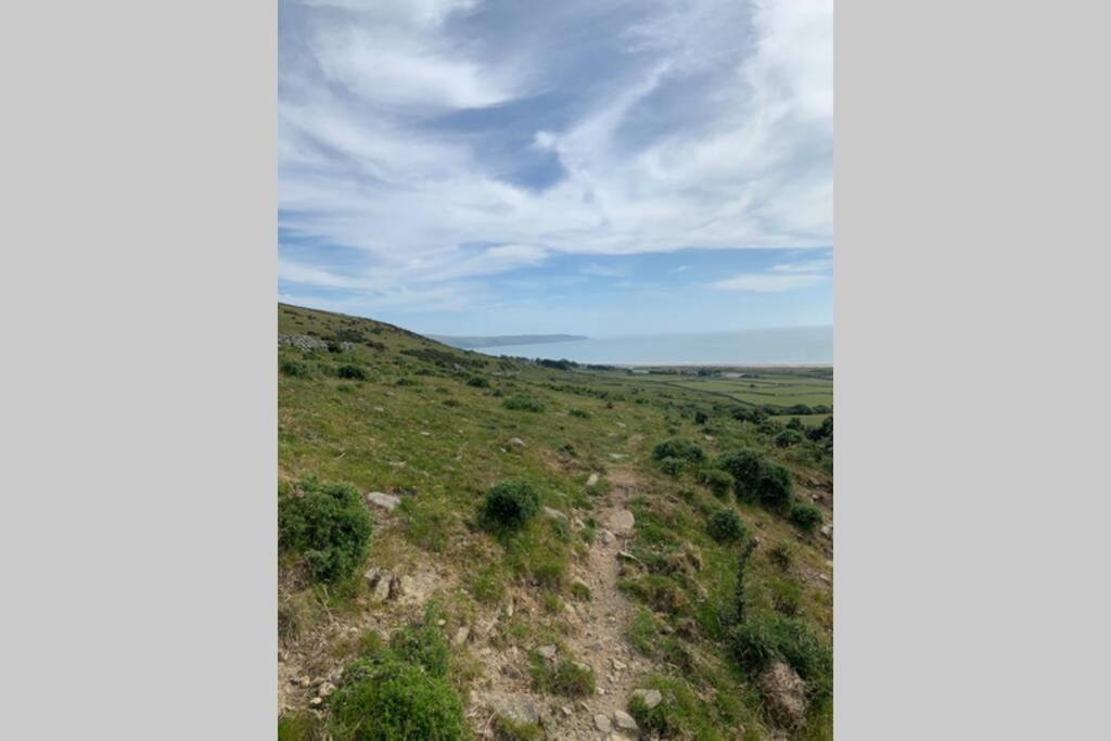 Lle Mary - Beautiful Views, Hot Tub, Secluded, Dog Welcome, Barmouth Llanddwywe Extérieur photo